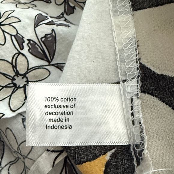 Lane Bryant White and Yellow Floral Blouse - Picture 7 of 7